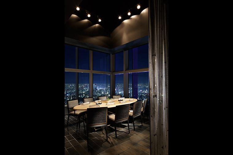 The Ritz Carlton Tokyo (Guest Rooms and Suites)  IMAGE07