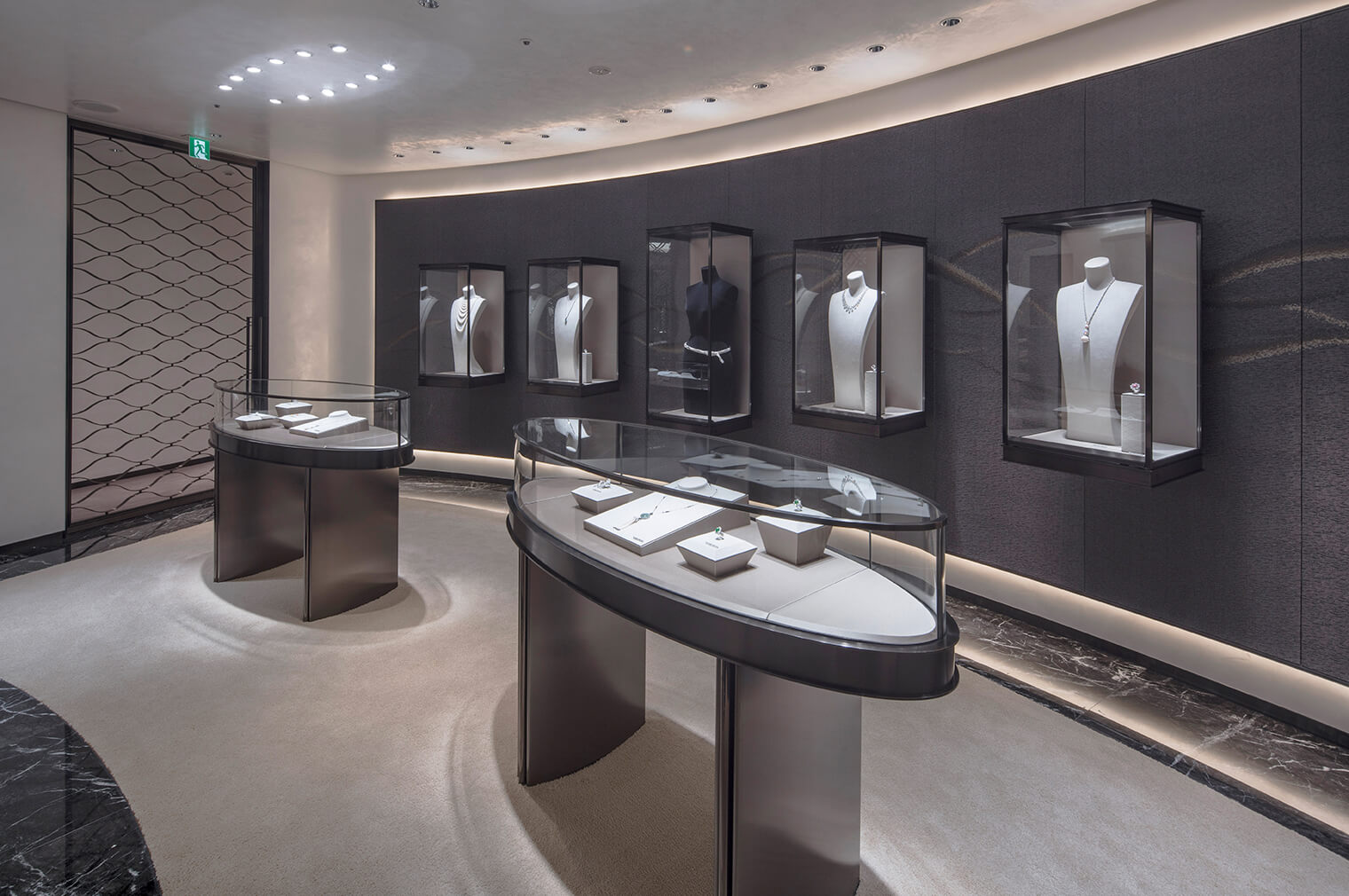 The MIKIMOTO GINZA Main Store IMAGE05