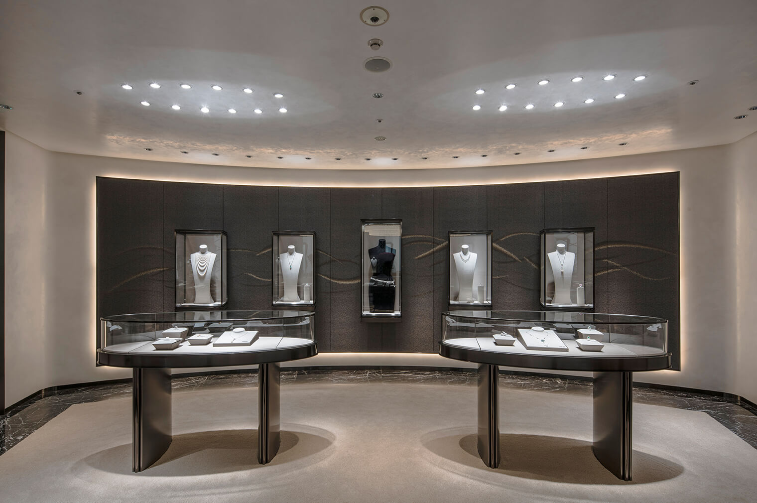 The MIKIMOTO GINZA Main Store IMAGE06